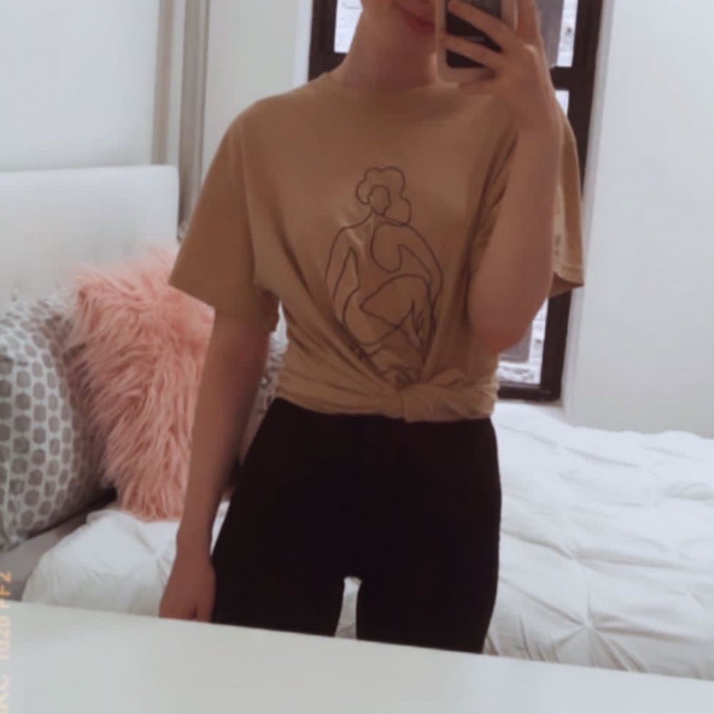 Forever 21 woman outline tee